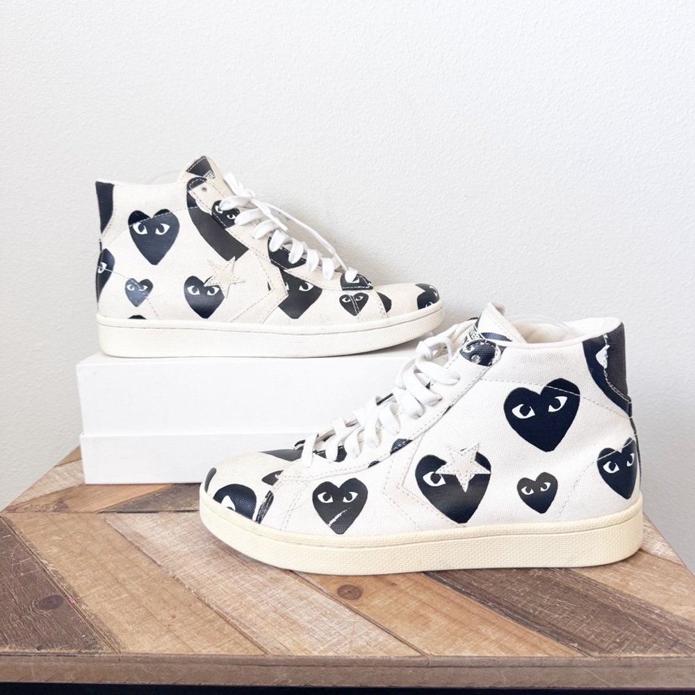 Comme des Garcons Play x Converse hi-tops - Picture 6 of 11